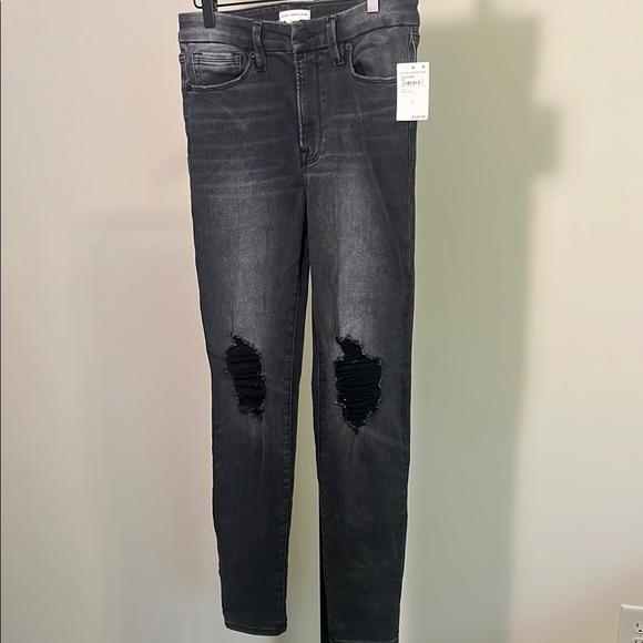 Good American Black Jeans Distressed - Picture 2 of 9